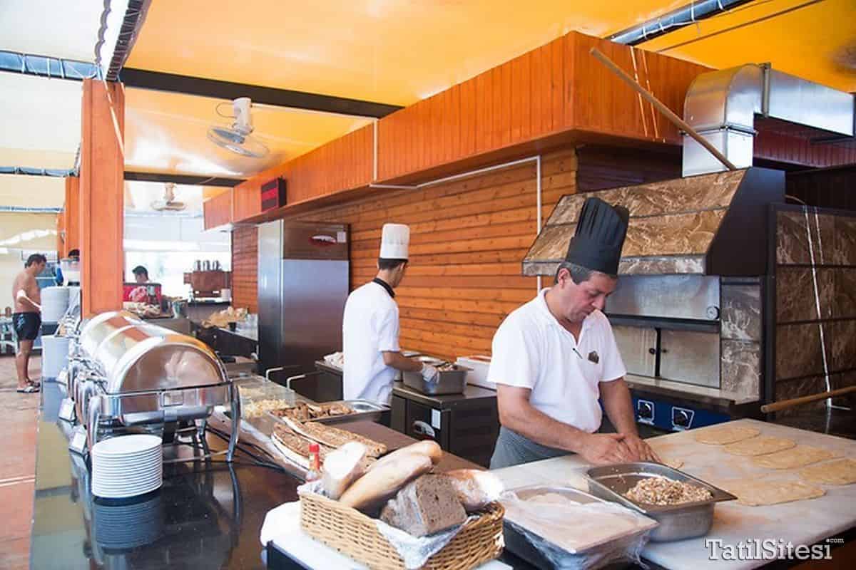 Water Side Resort & Spa